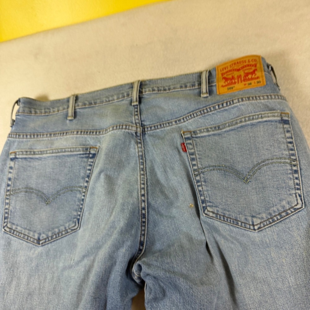 Levi's 569 Loose Straight Leg Jeans Light Wash Denim Mens 38x30 Blue 569-0125